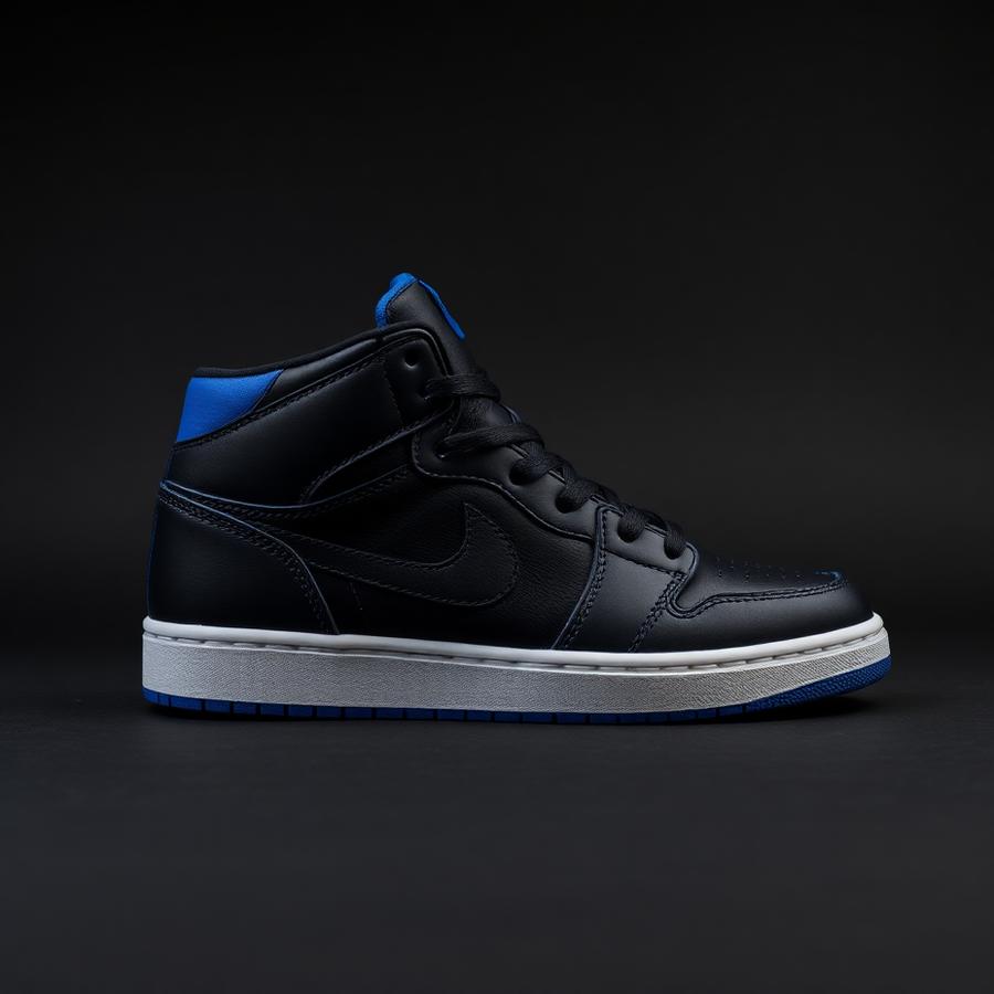 Jordan Air Jordan 1 Mid in Black / Royal